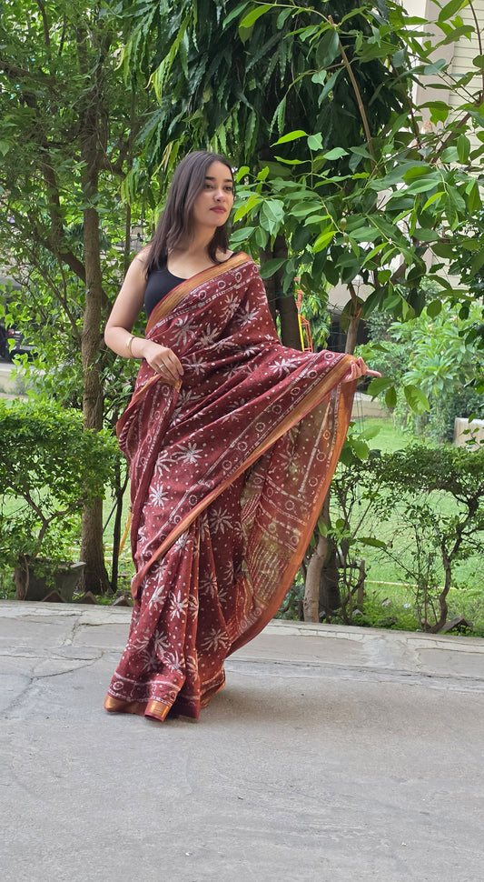 Aarvika - Brown Maheshwari Silk Saree