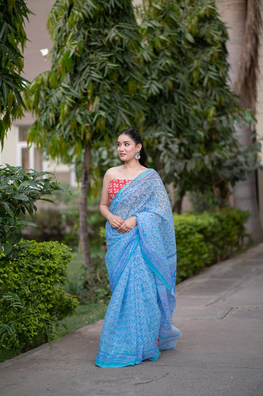Tranquil Breeze- Kota Doria Saree Set