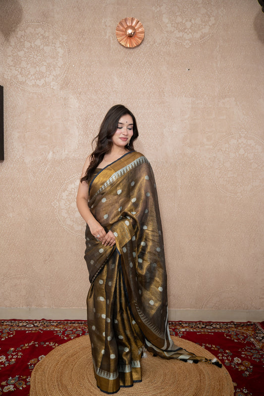 Sunahli - Copper Zari Linen Saree
