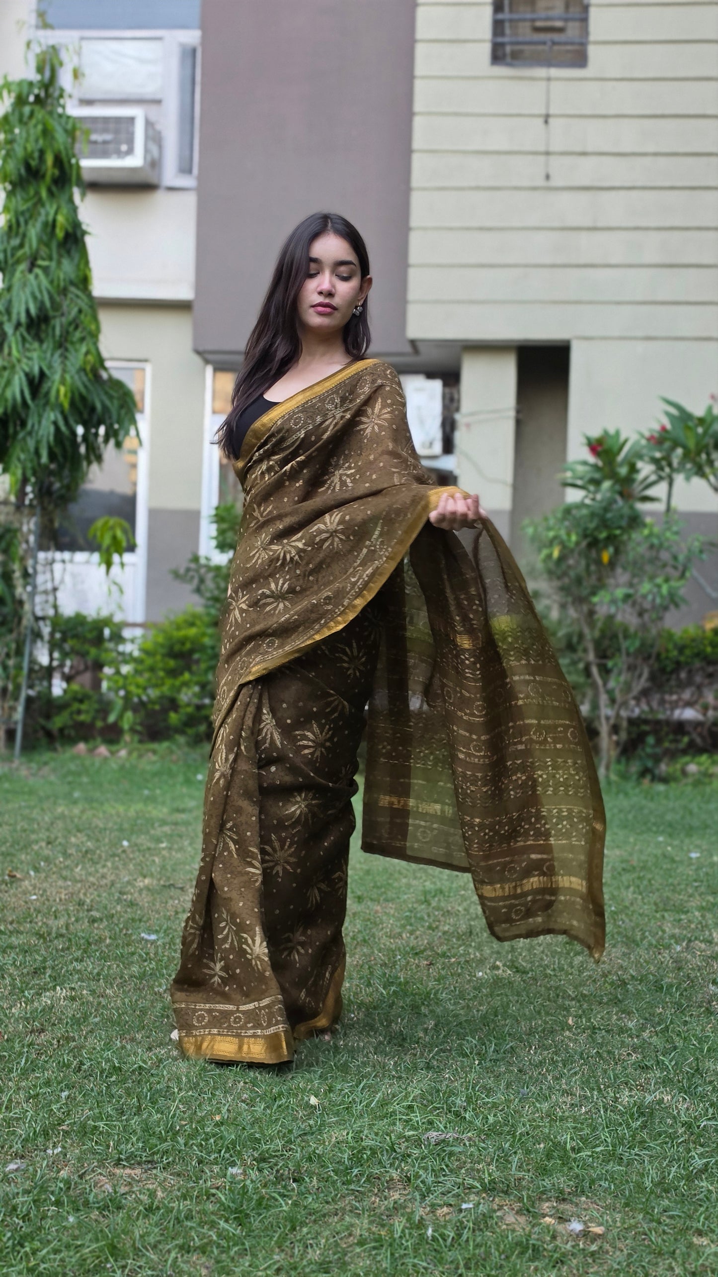 Advika- Green Maheshwari Silk Saree