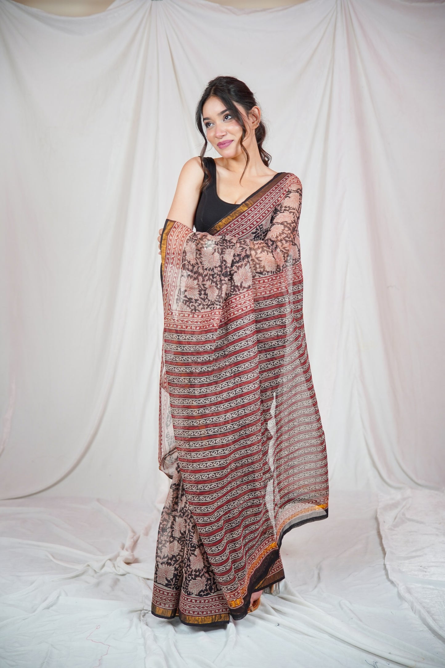 Floral Noir- Kota Doria Saree