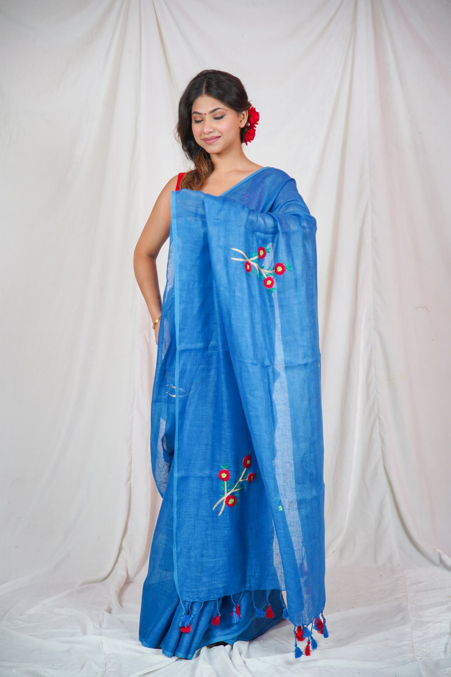 Floral Fantasy- Blue Linen Saree