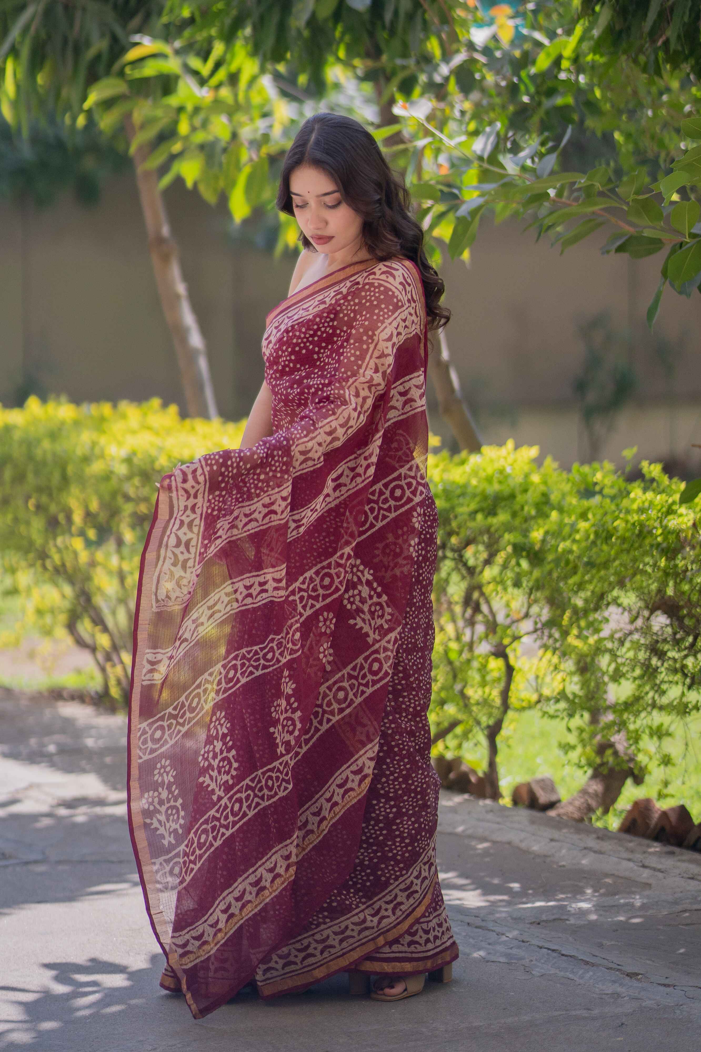 Gulbuta- Floral Kota Doria Saree
