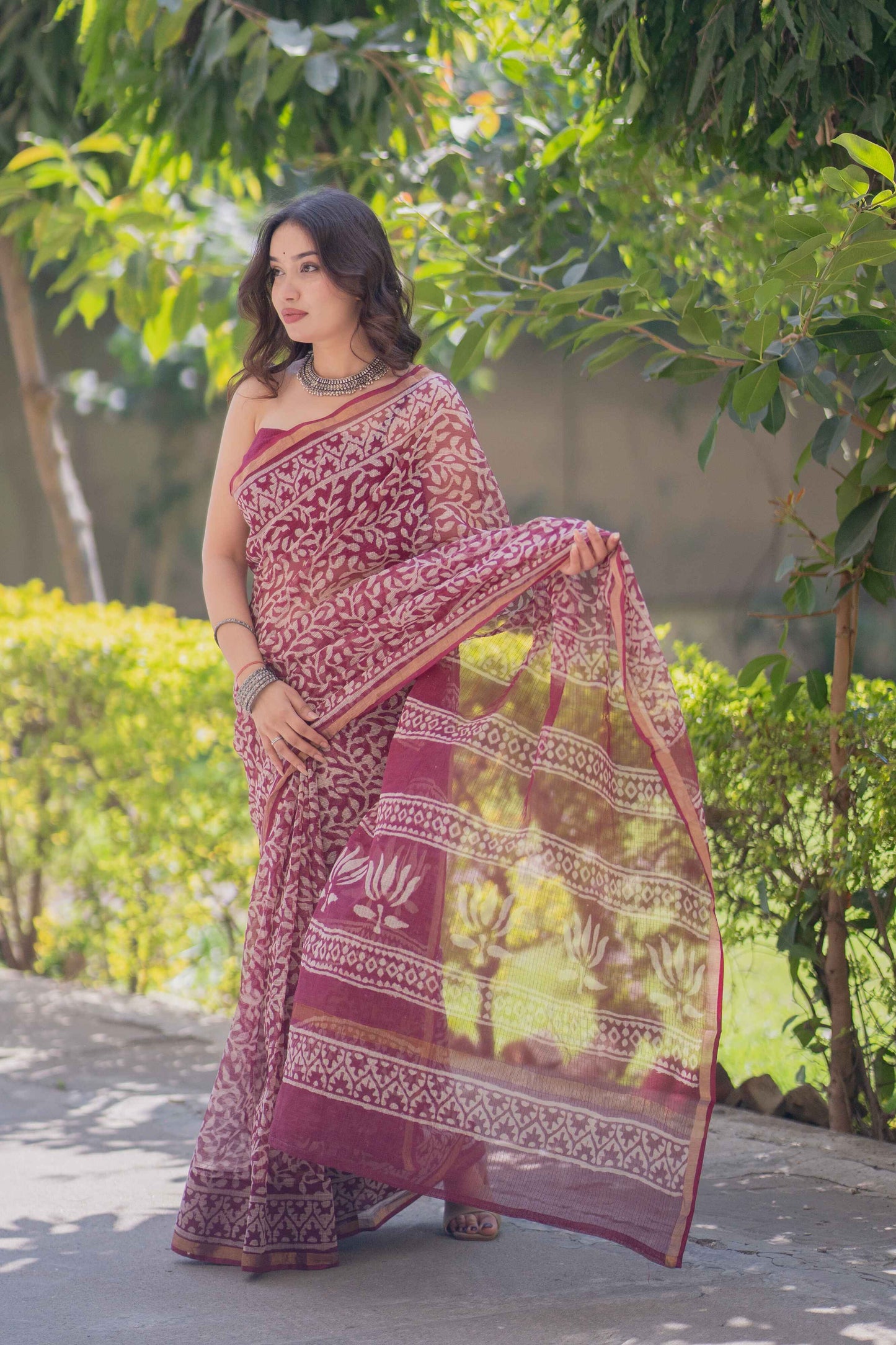 Sugandhika- Leaf Print Kota Doria Saree