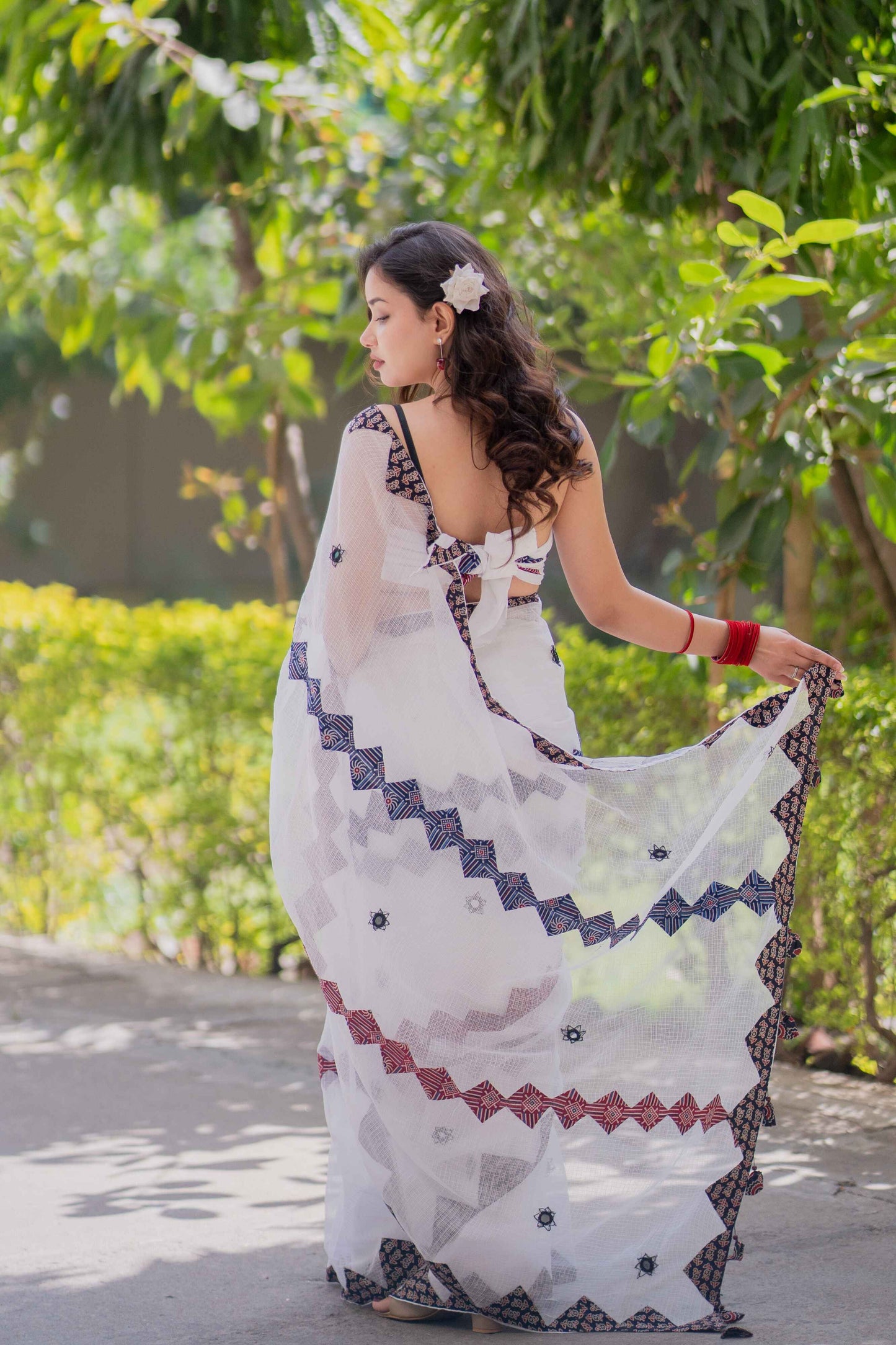 Aaru- Hand Applique Kota Saree