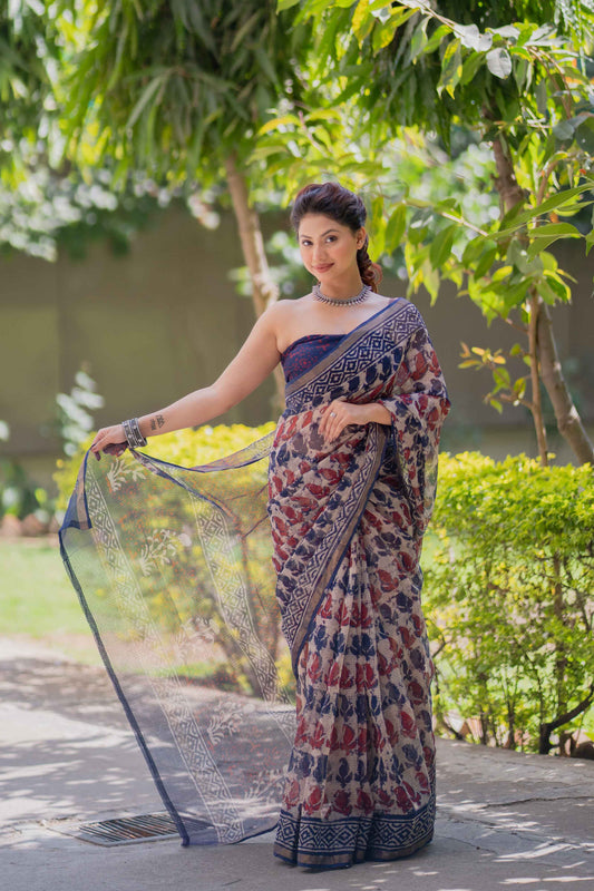 Rajvalli- White Kota Doria Saree