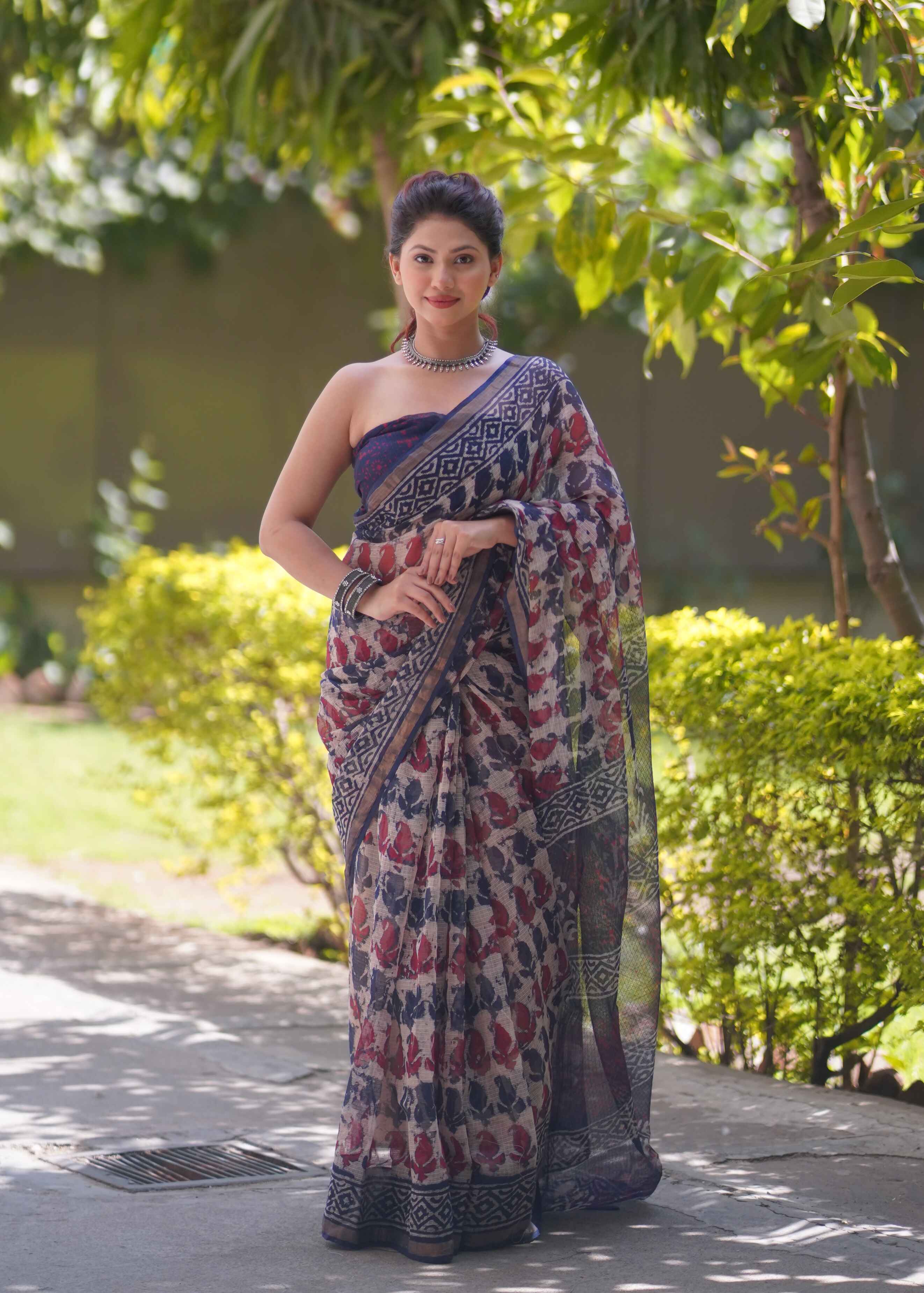 Rajvalli- White Kota Doria Saree