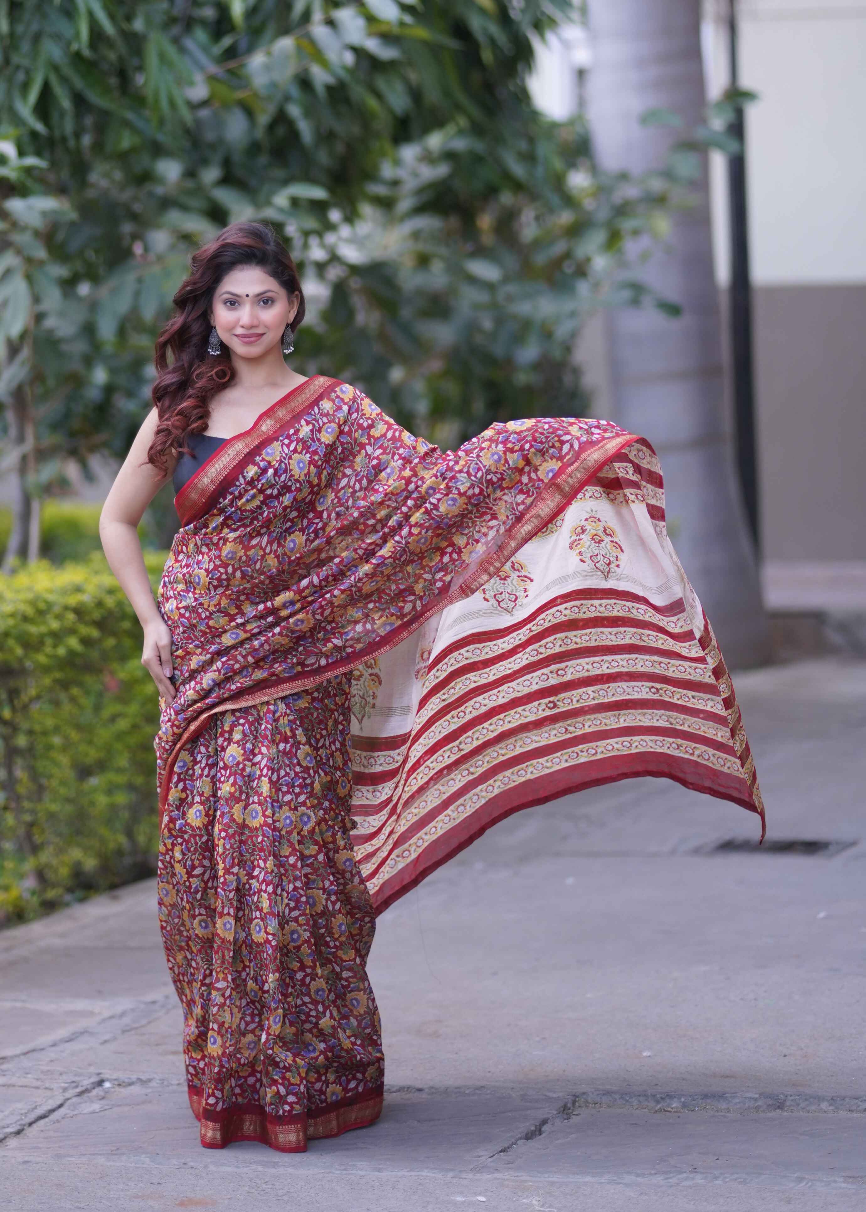 Kusumvati- Floral Maheshwari Silk Saree