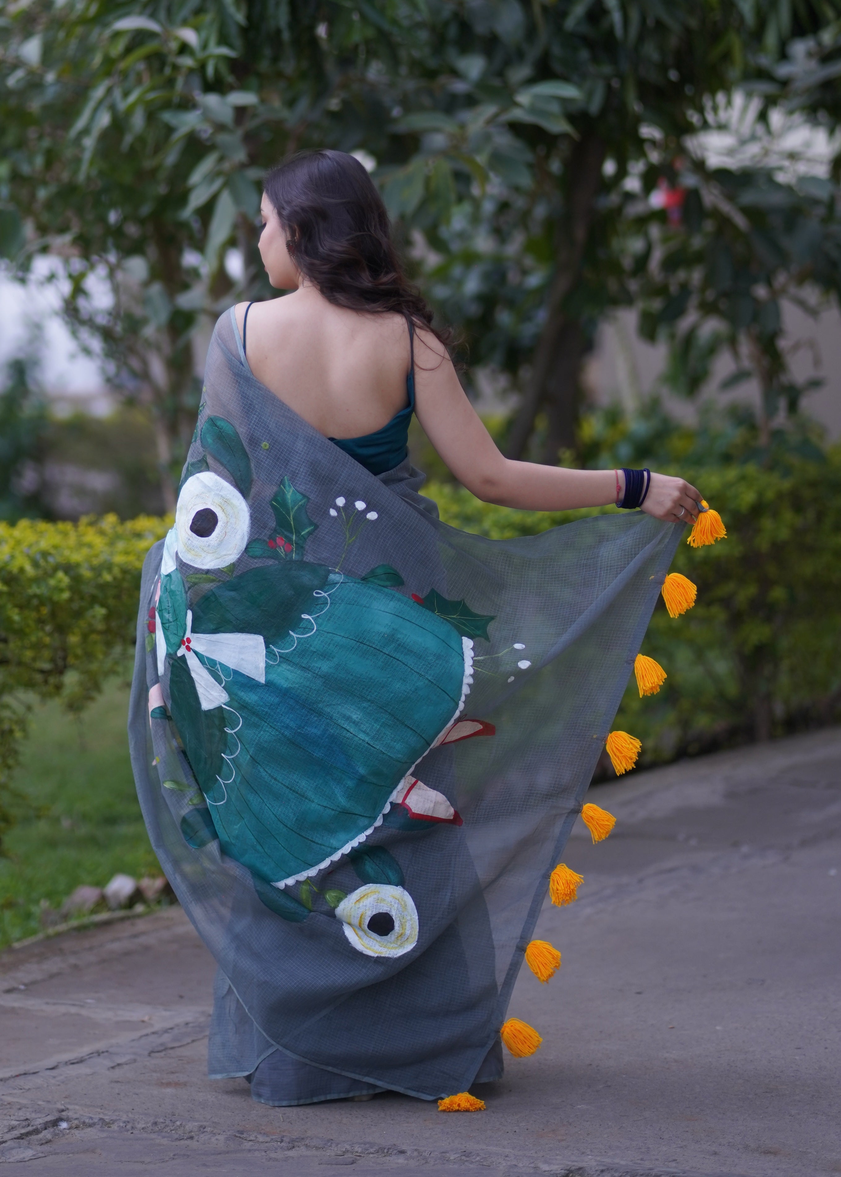 Rhythm & Grace- Grey Handpainted Saree