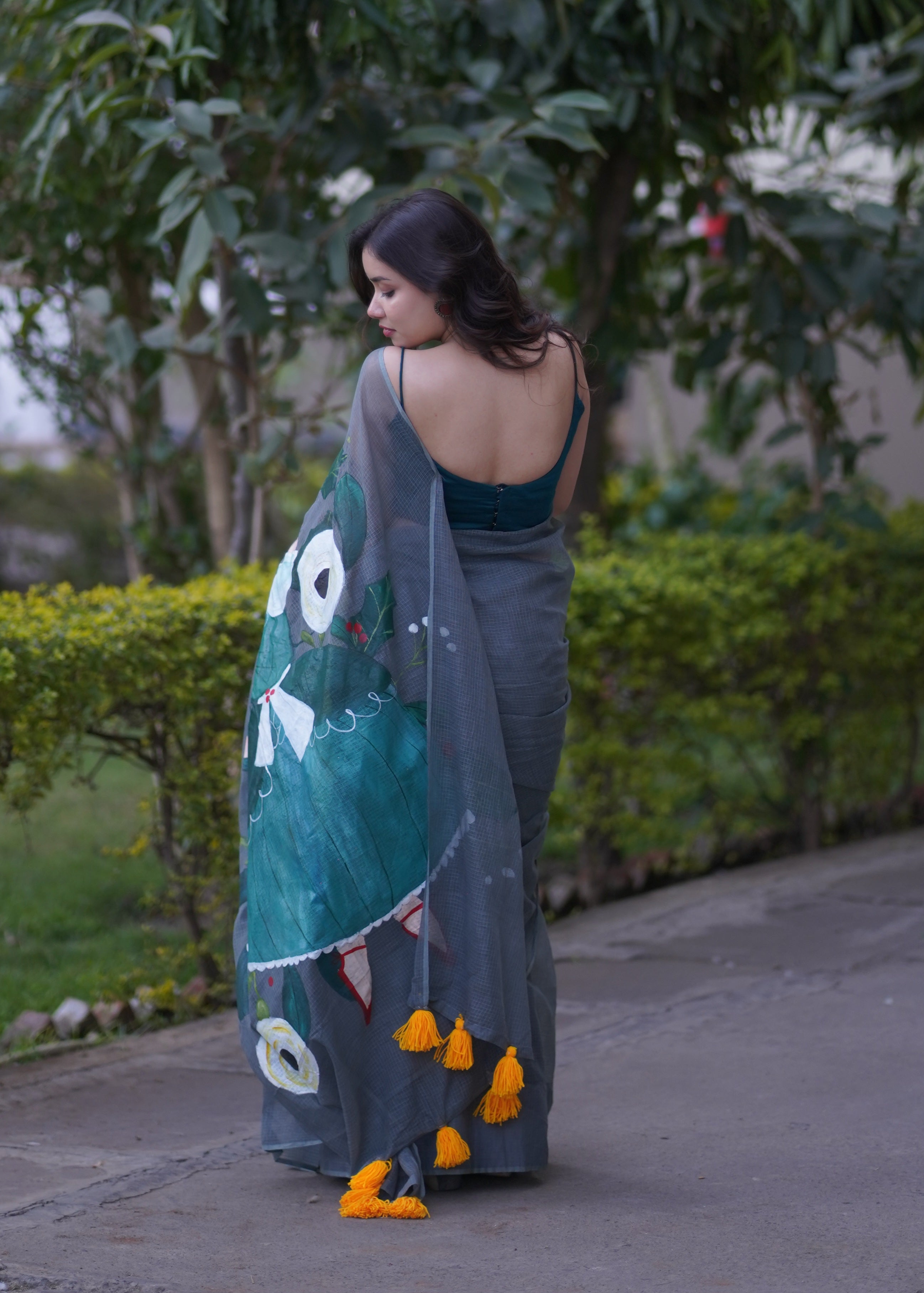 Rhythm & Grace- Grey Handpainted Saree