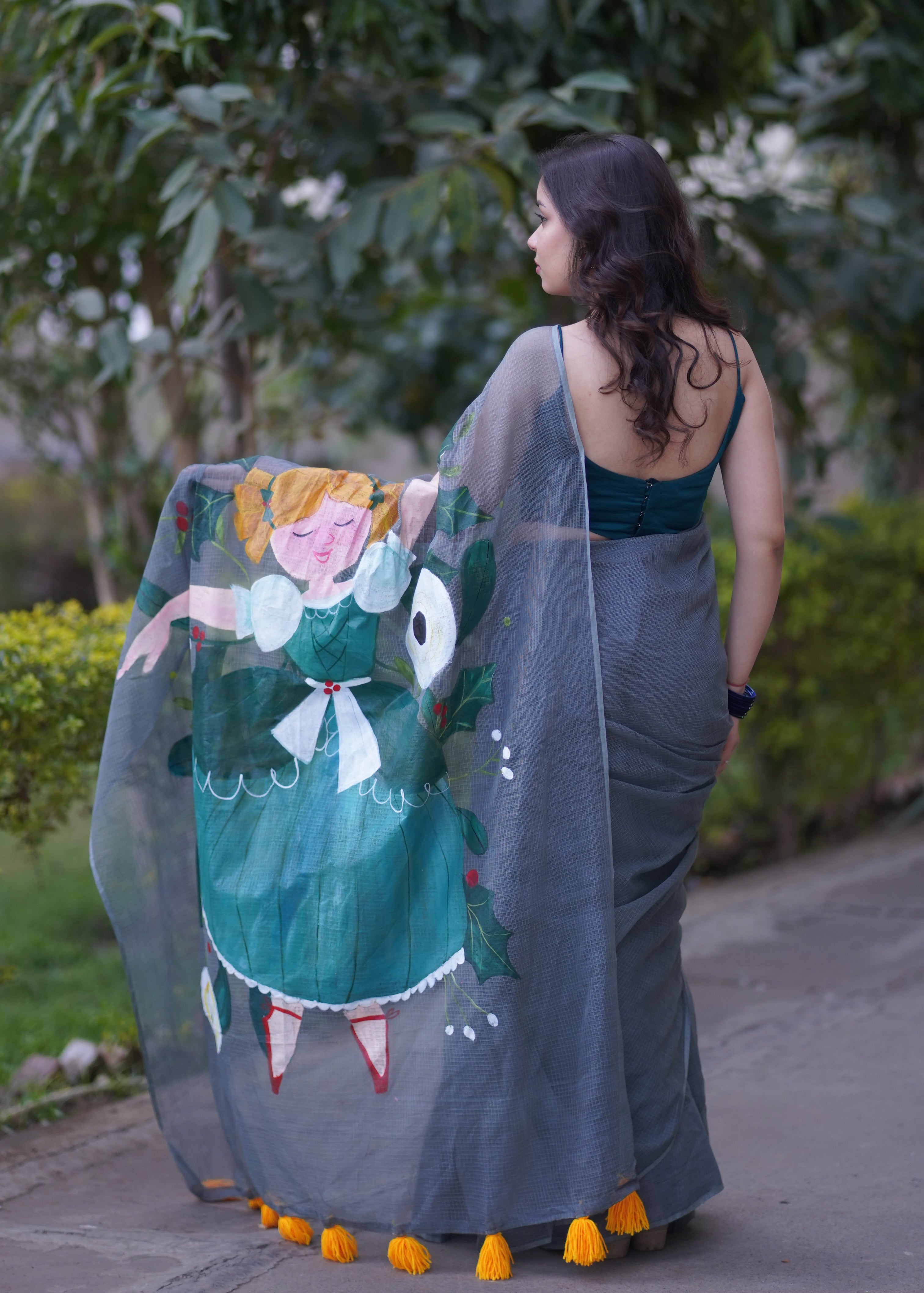 Rhythm & Grace- Grey Handpainted Saree