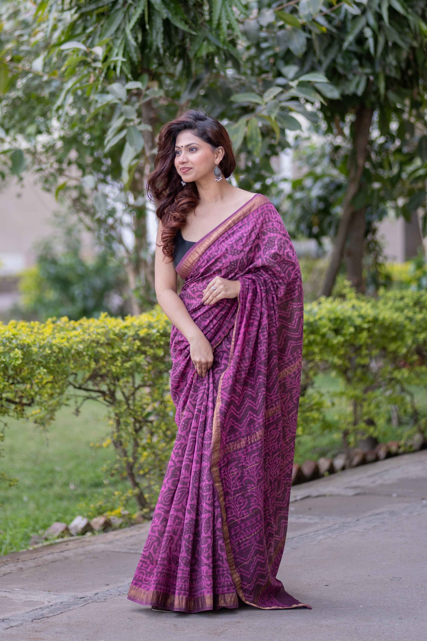 Pushpavalli- Pink Maheshwari Silk Saree