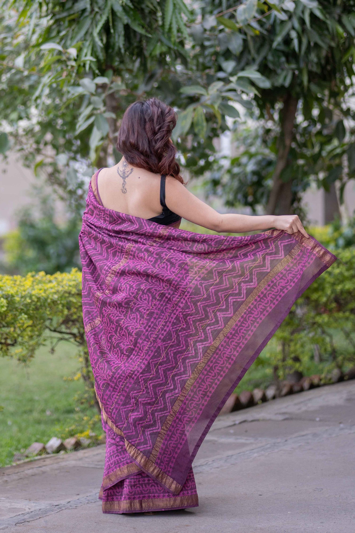 Pushpavalli- Pink Maheshwari Silk Saree
