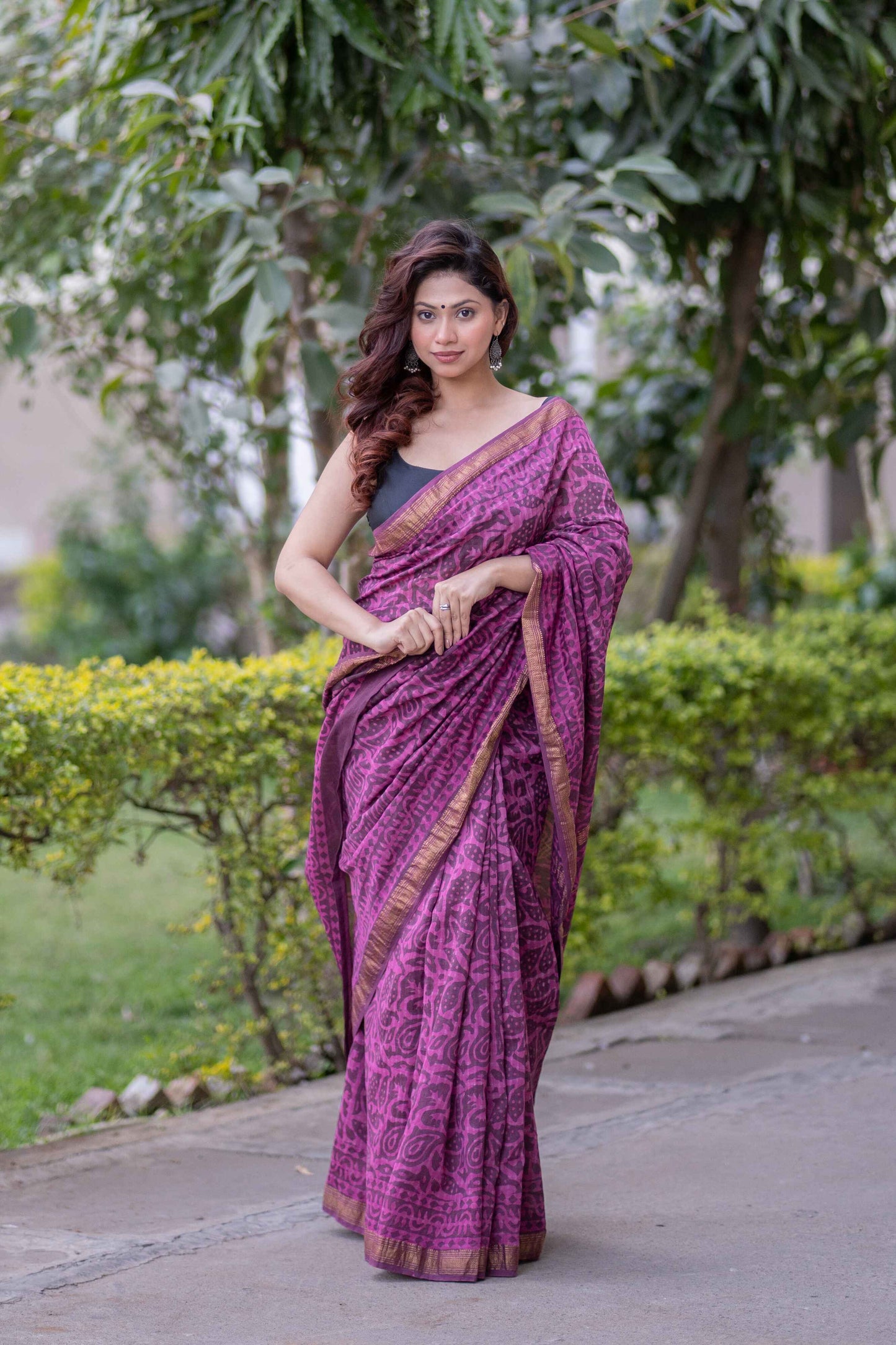Pushpavalli- Pink Maheshwari Silk Saree