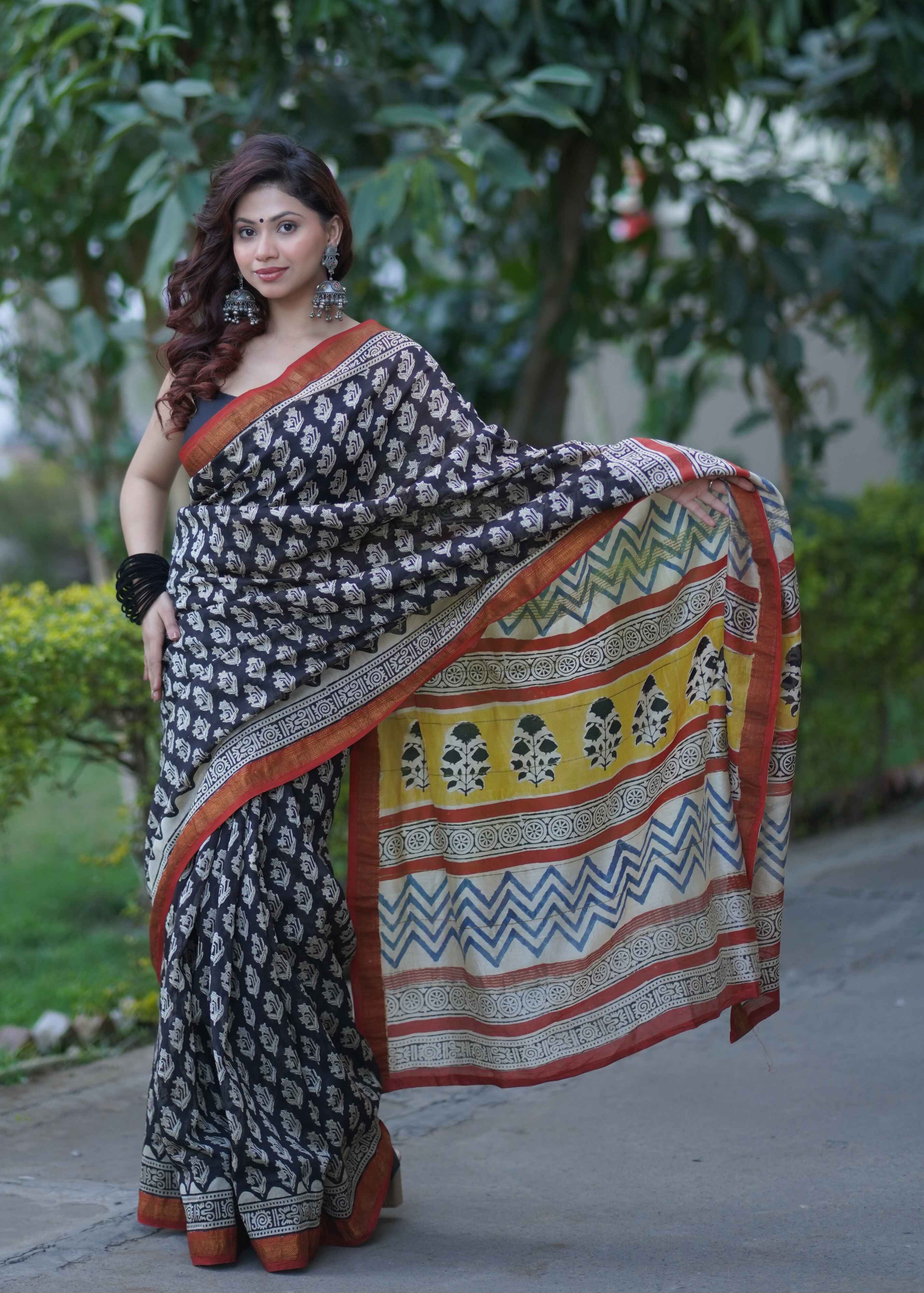 Tamira-Black Maheshwari Silk Saree