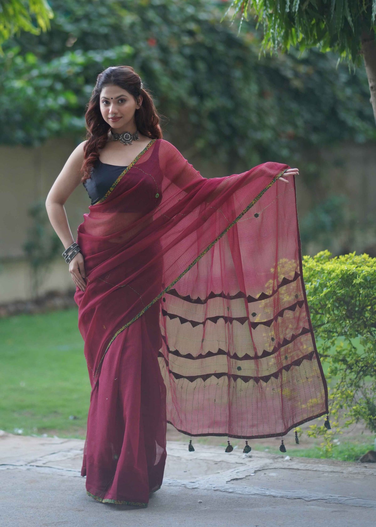 Rajeshwari- Maroon Applique Kota Saree