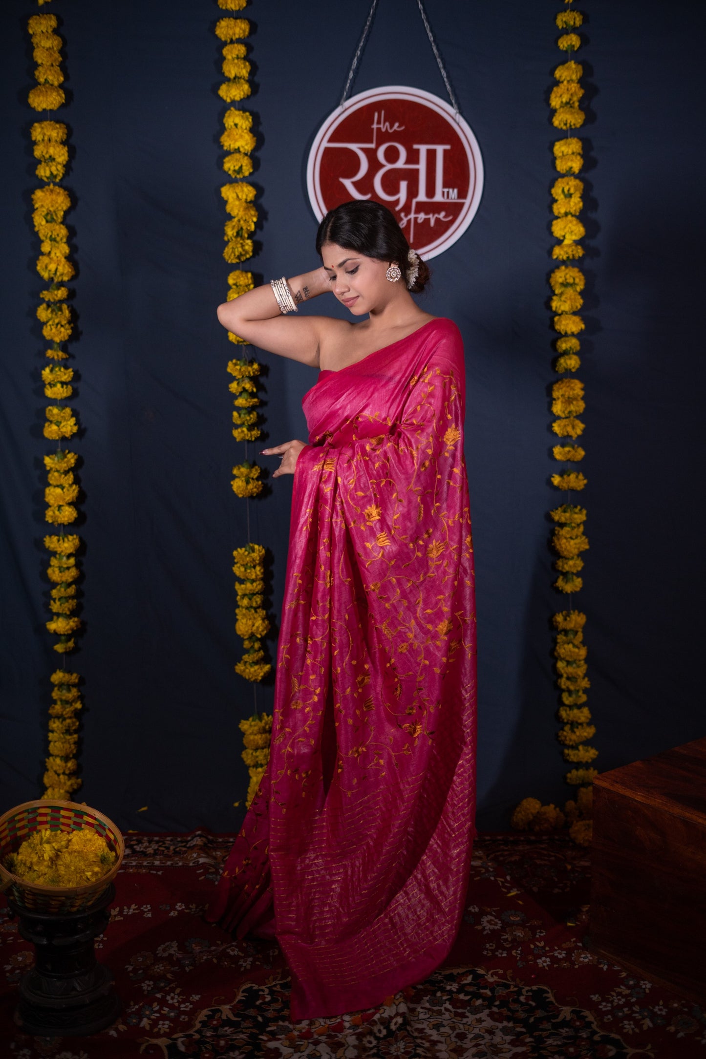 Aarya- Pink Silk Linen Saree