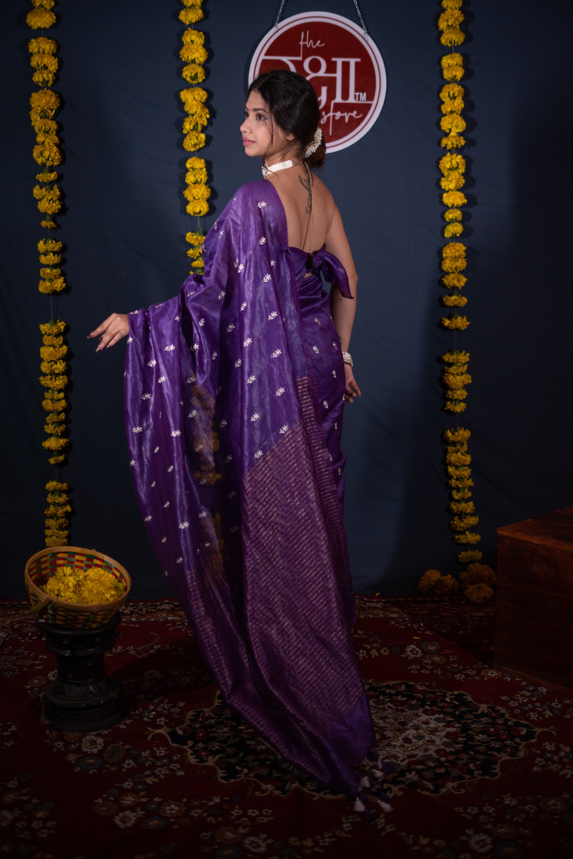 Madhulika- Purple Floral Silk Linen Saree