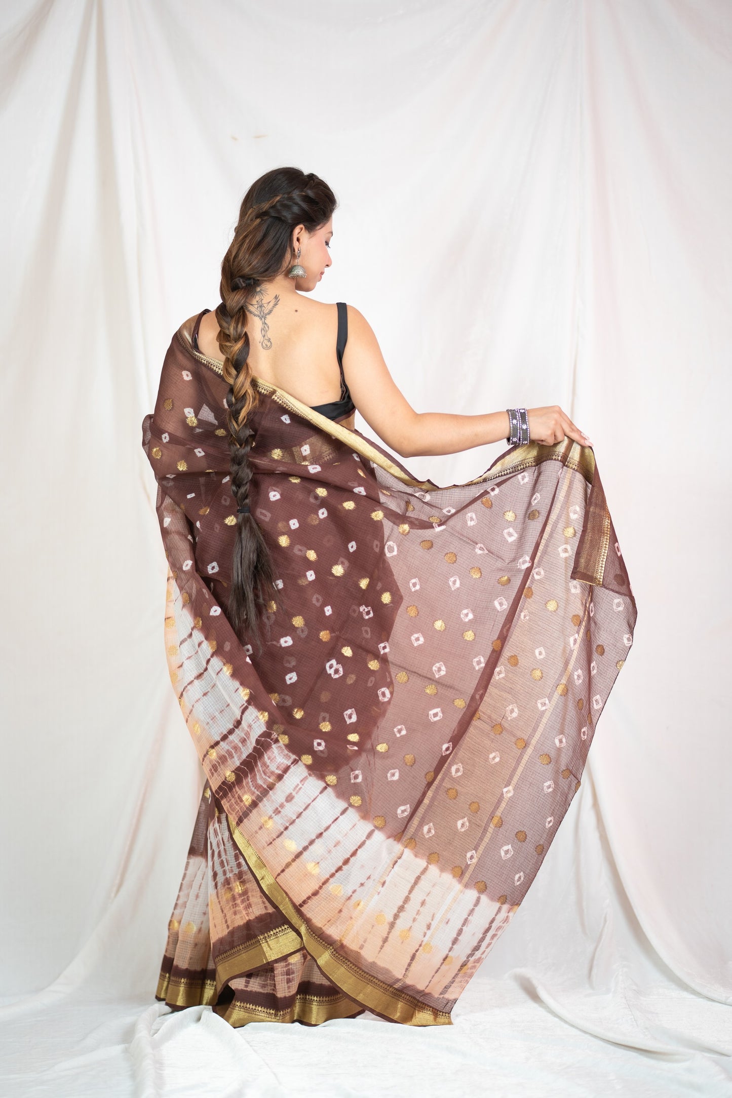Golden Horizon- Kota Doria Shibori Saree