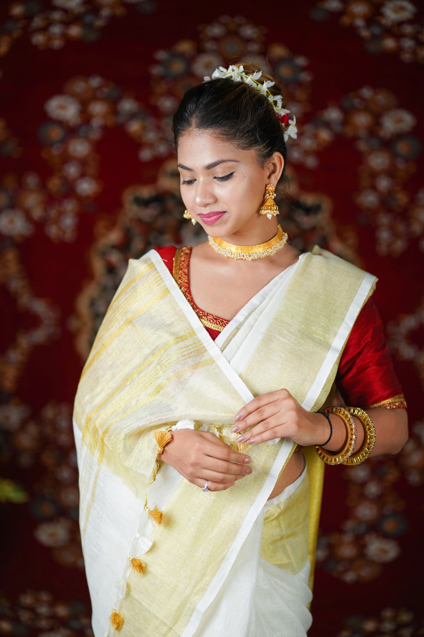 White Gold - White Linen Saree