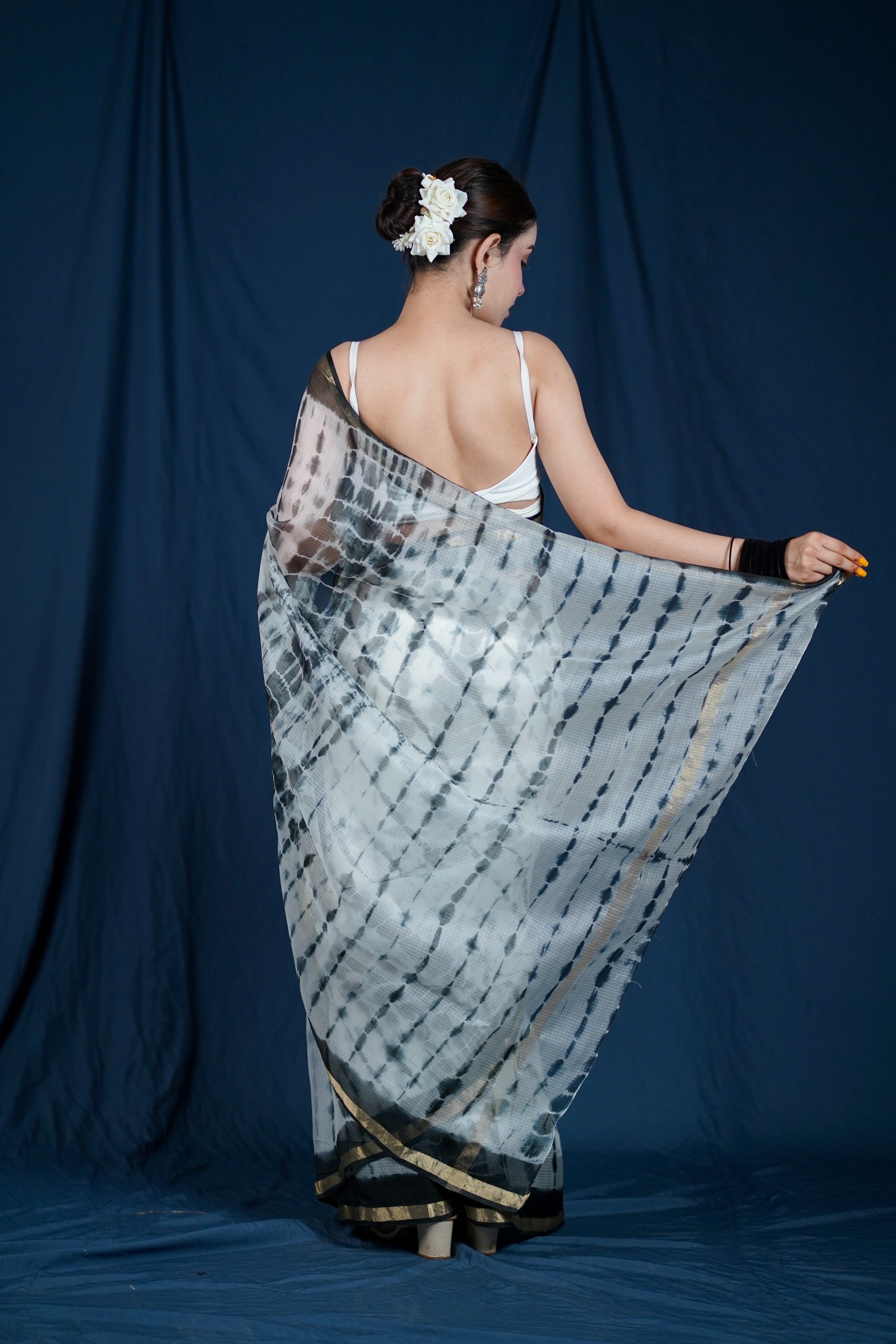 Kalindi - Black & White Kota Silk Saree