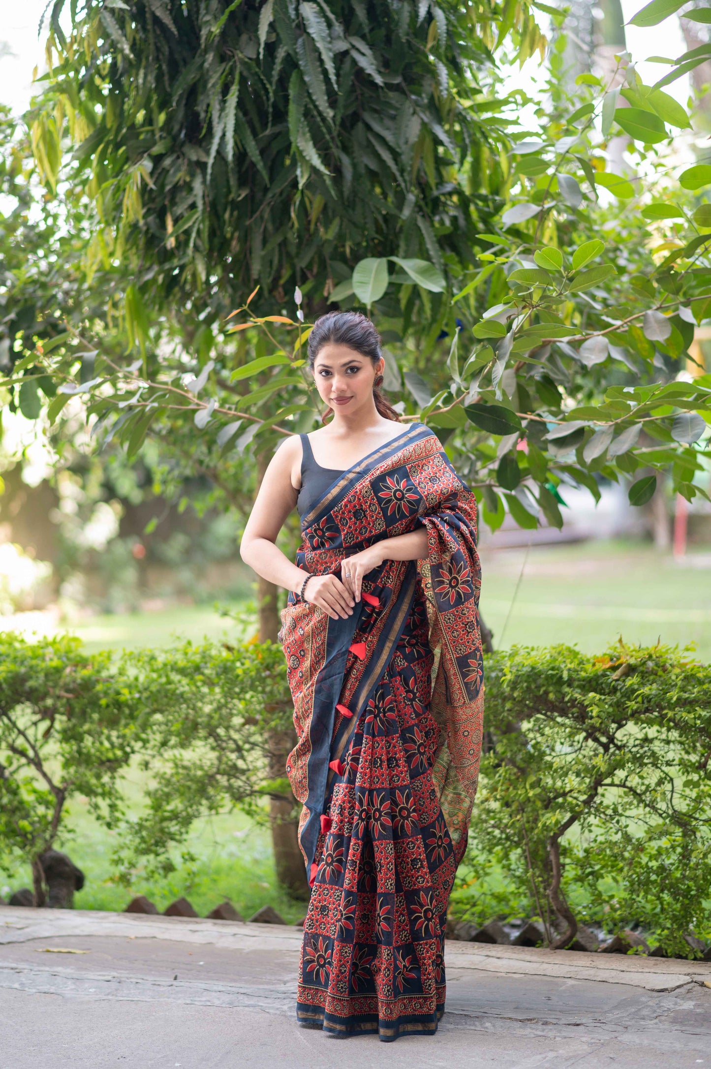 Sapphire Symphony - Maheshwari Silk Saree