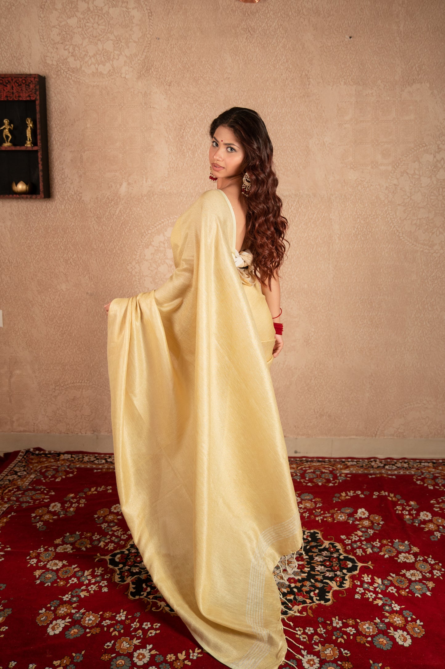 Harita- White Linen Saree