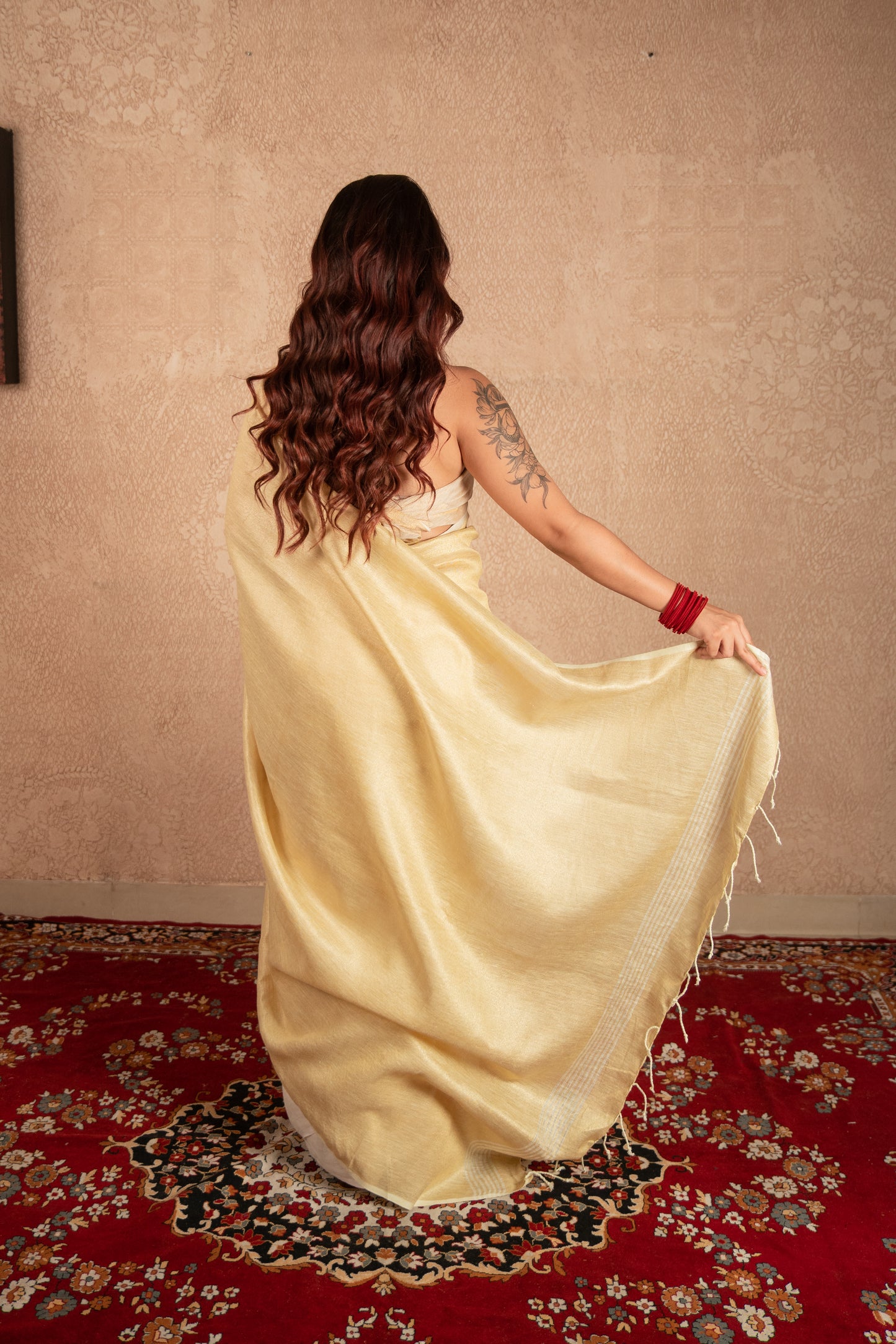 Harita- White Linen Saree