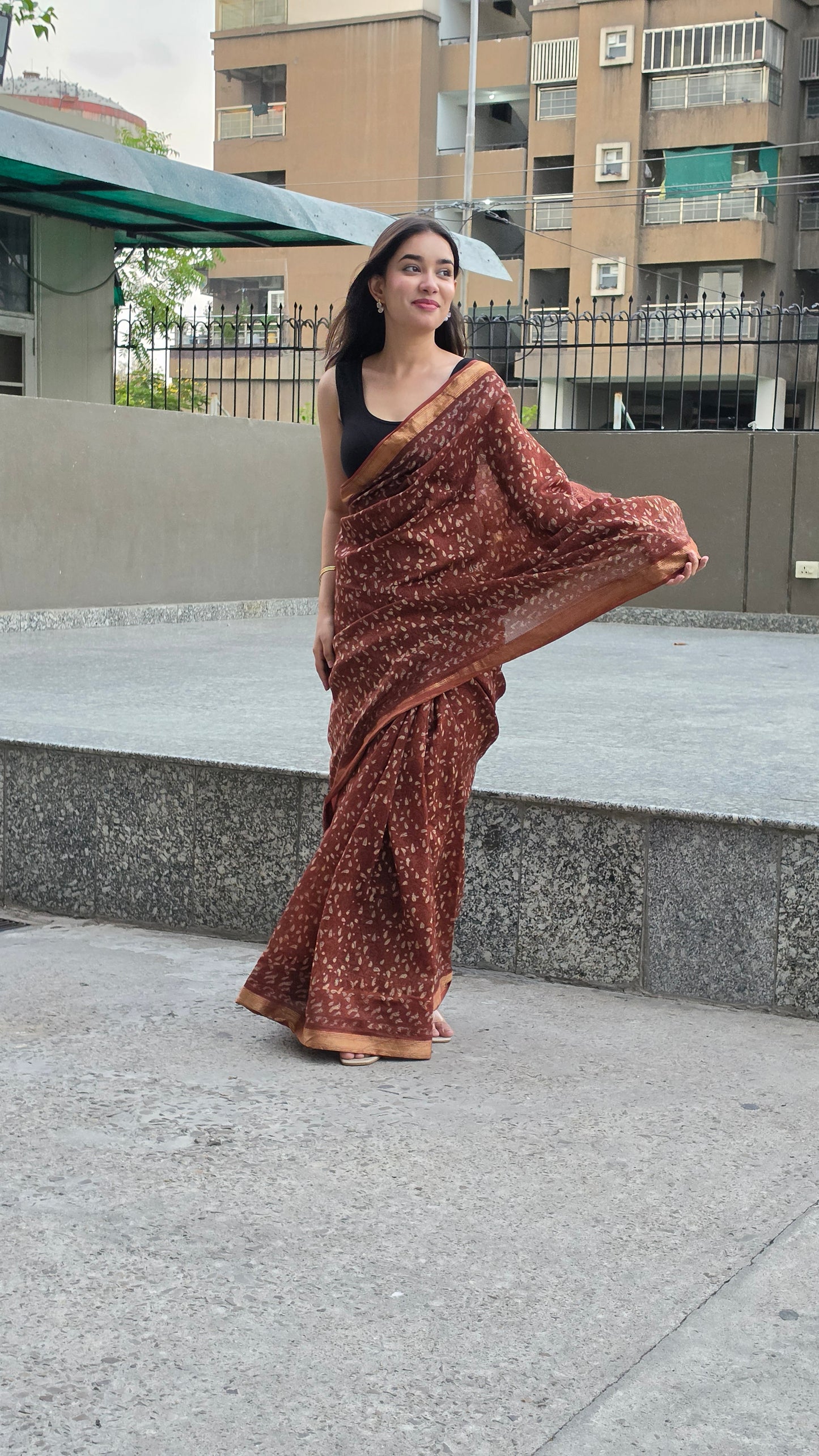 Ridhira- Brown Maheshwari Silk Saree