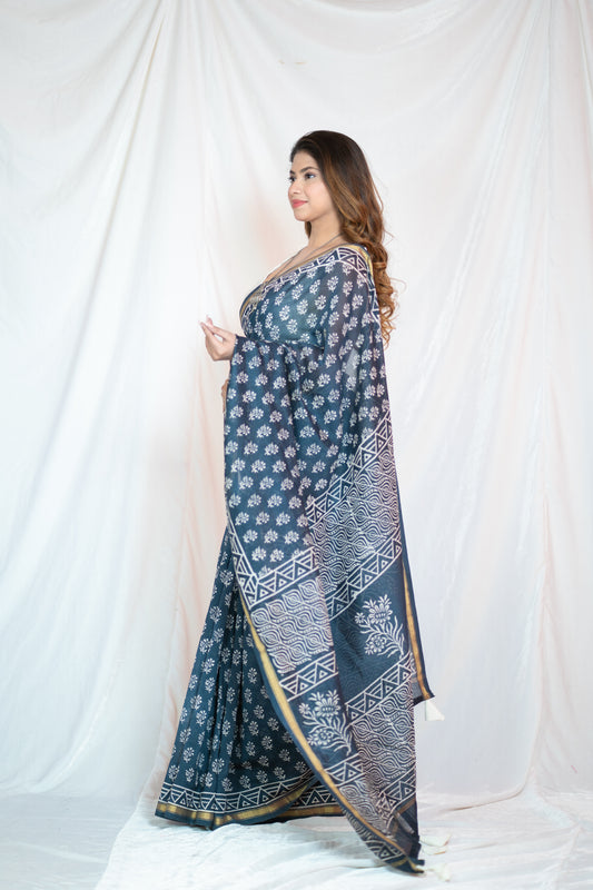 Serenity Mist - Maheshwari Silk Saree