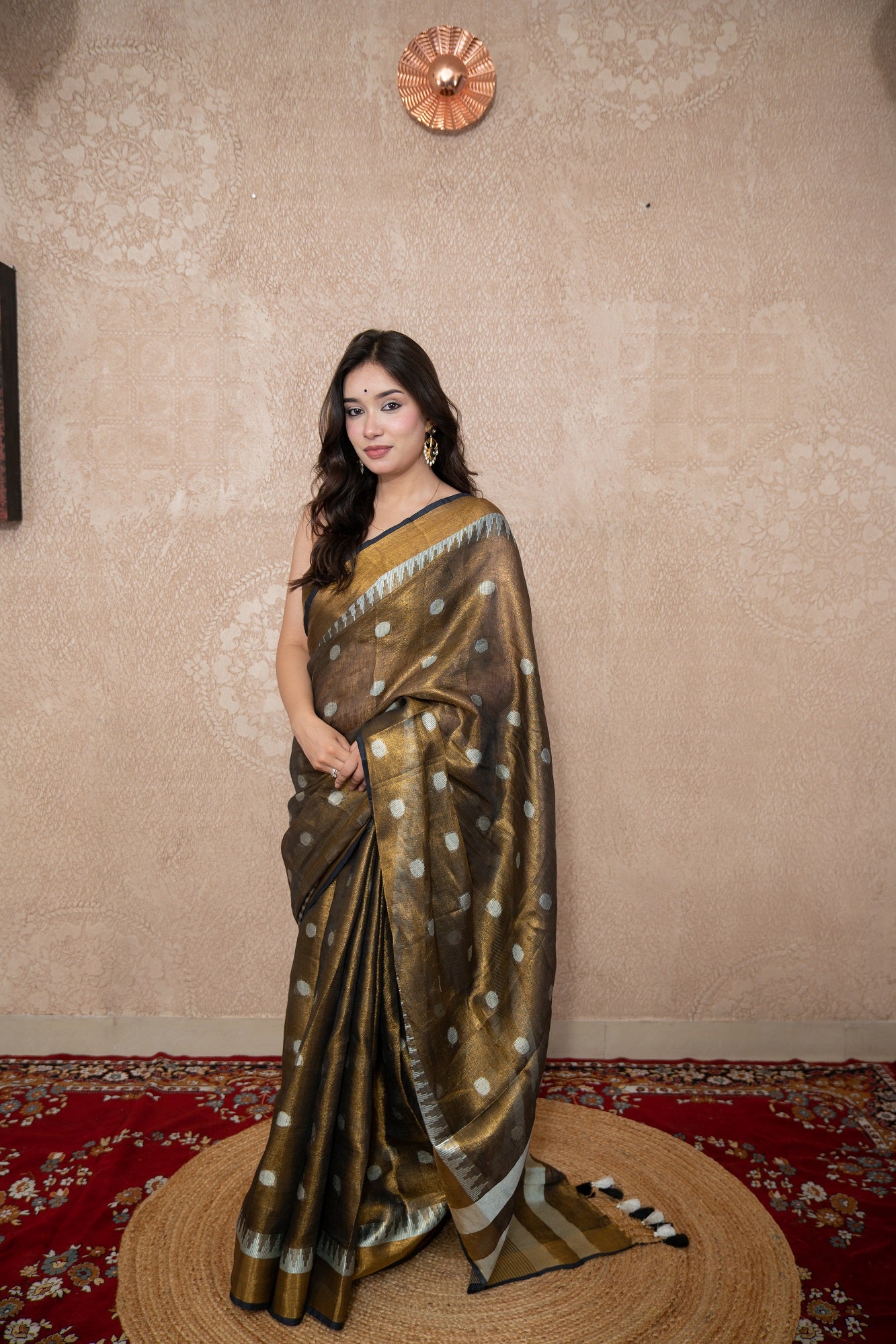 Sunahli - Copper Zari Linen Saree